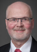 Portrait of Prof. Hans Joachim Lehmler of the Department of Occupational and Environmental Health at the University of Iowa College of Public Health.